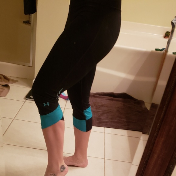 Womens Under Armour Heat Gear Crop Leggings M - Picture 5 of 9